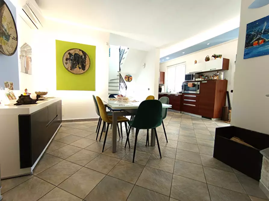 Immagine 6 di Villa in vendita  in Via San Lorenzo al colle a Savona