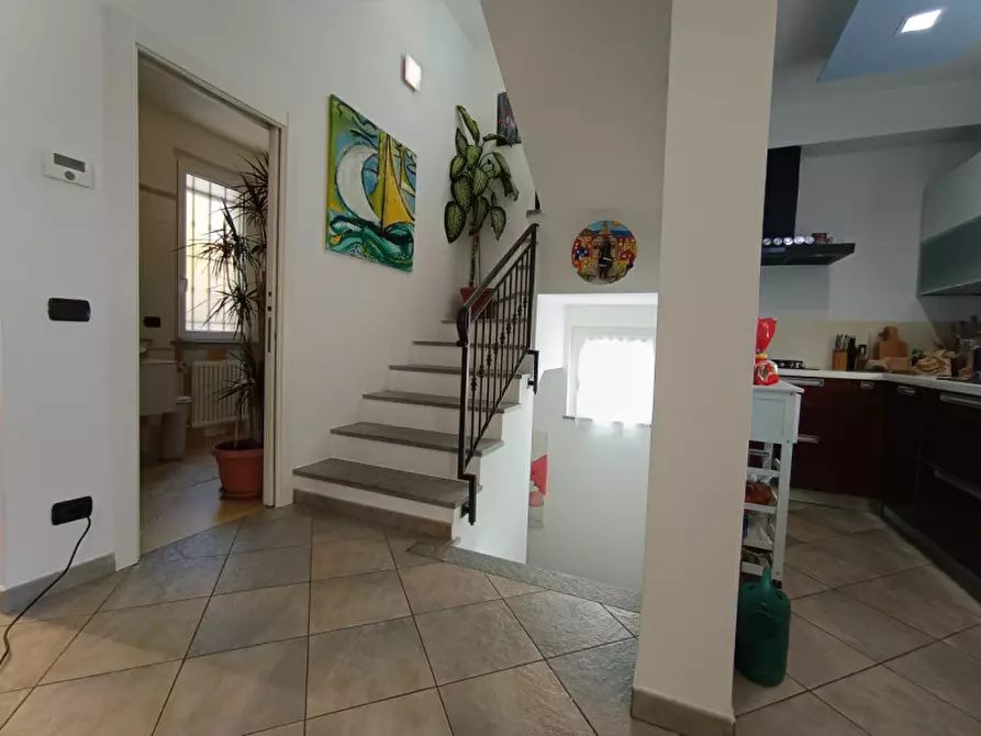 Immagine 10 di Villa in vendita  in Via San Lorenzo al colle a Savona