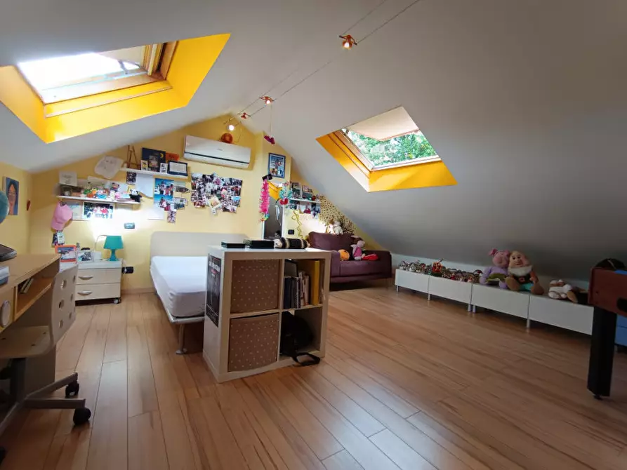 Immagine 18 di Villa in vendita  in Via San Lorenzo al colle a Savona