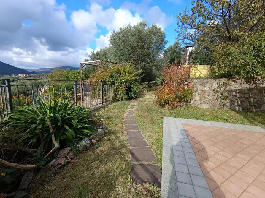 Immagine 23 di Villa in vendita  in Via San Lorenzo al colle a Savona