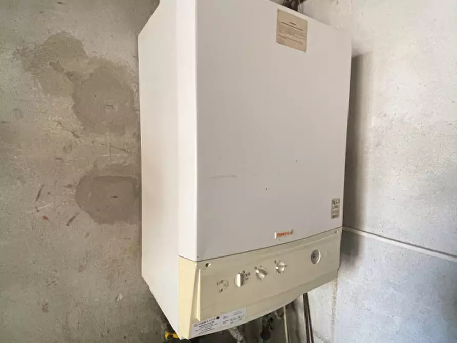 Immagine 10 di Villetta a schiera in vendita  a Suzzara