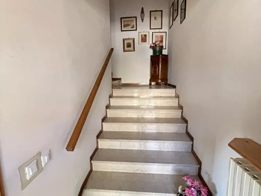 Immagine 11 di Villetta a schiera in vendita  a Suzzara