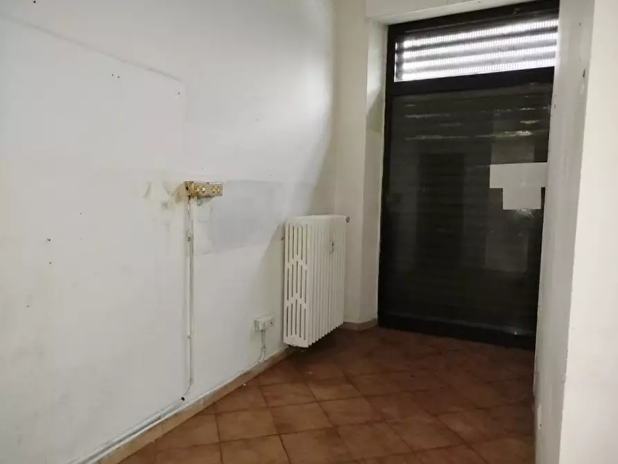 Immagine 6 di Negozio in vendita  in Via Michele Lessona 97/D a Torino