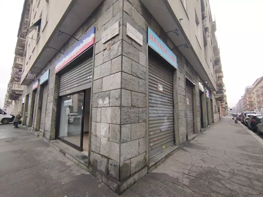 Immagine 13 di Negozio in vendita  in Via Michele Lessona 97/D a Torino