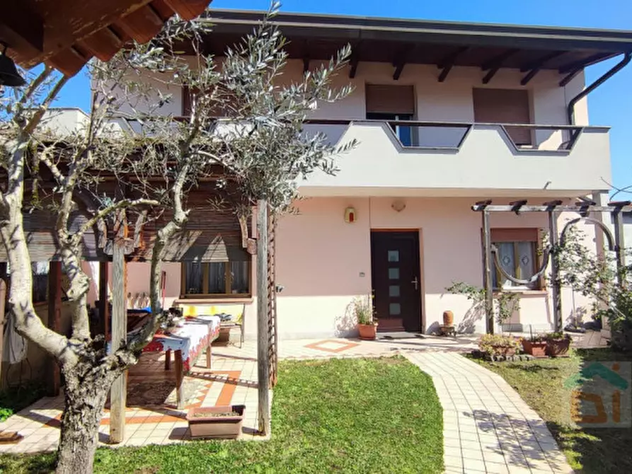 Immagine 1 di Casa indipendente in vendita  in Via Filippo Corridoni 16 a Gonars