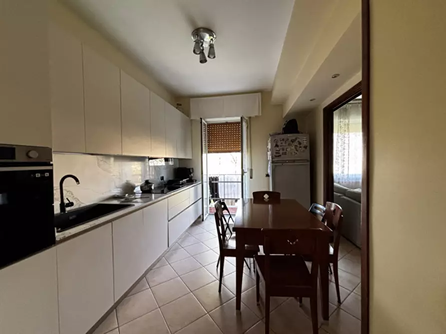 Immagine 1 di Appartamento in vendita  in Via di Sotto ai Camaldoli N°8 a Torre Del Greco