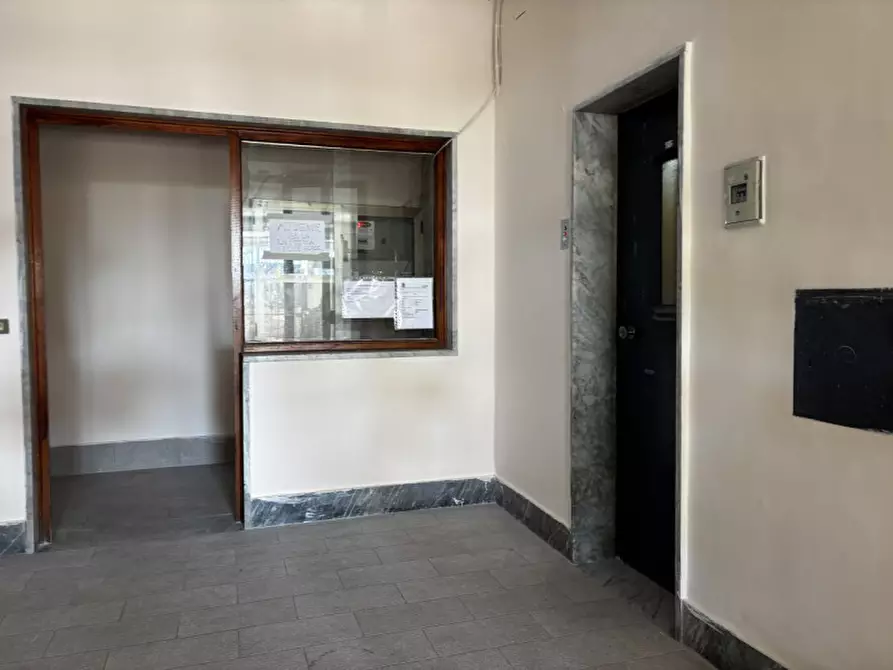 Immagine 8 di Appartamento in vendita  in Via di Sotto ai Camaldoli N°8 a Torre Del Greco