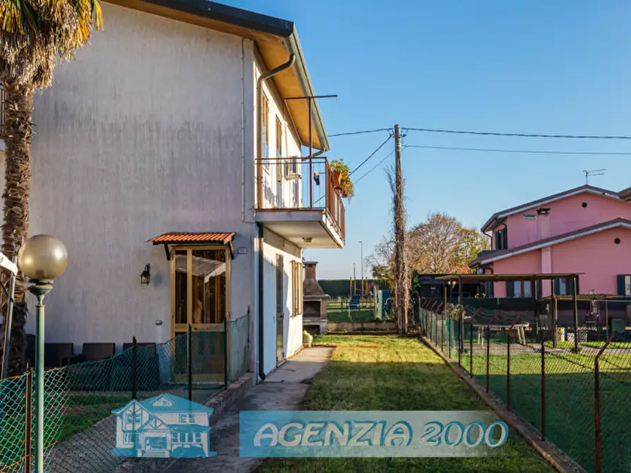 Immagine 34 di Appartamento in vendita  in Via Guglielmo Marconi 120 a Agna