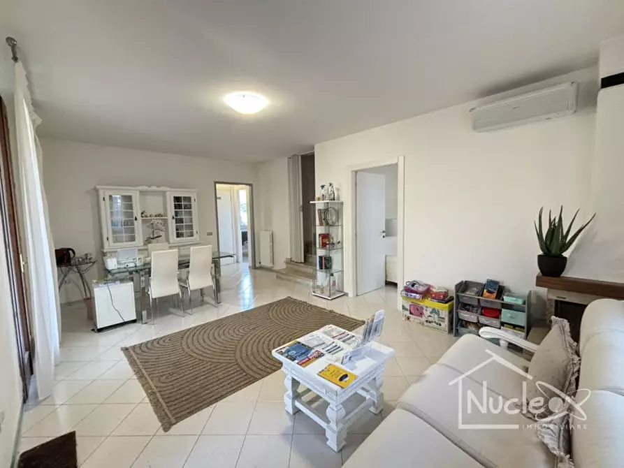 Immagine 1 di Casa bifamiliare in vendita  a Monselice