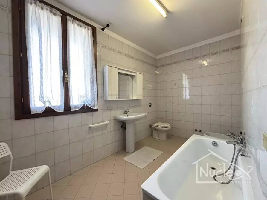 Immagine 21 di Casa bifamiliare in vendita  a Monselice