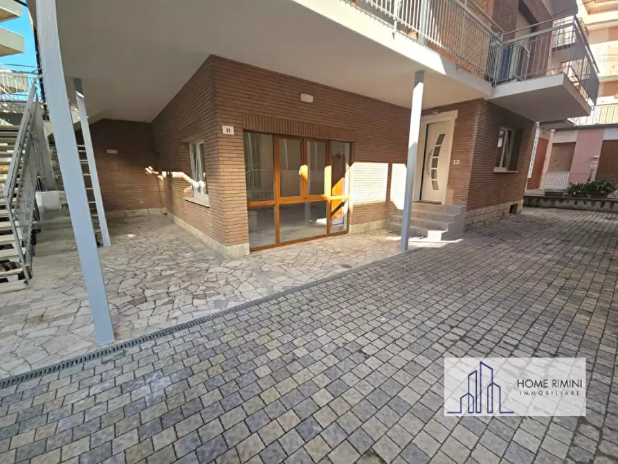 Immagine 12 di Appartamento in vendita  in Viale Palotta 11 a Rimini