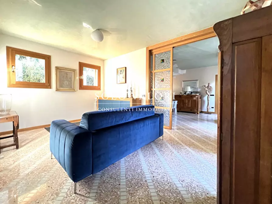 Immagine 9 di Villa in vendita  a Castelfranco Veneto