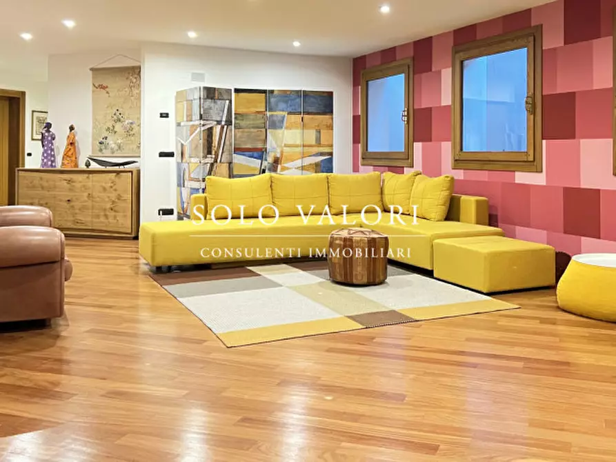 Immagine 35 di Villa in vendita  a Castelfranco Veneto