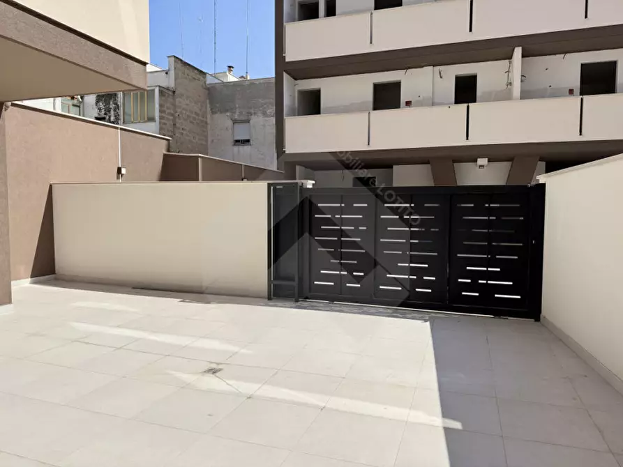 Immagine 4 di Appartamento in vendita  in zona Via Puccini a Andria