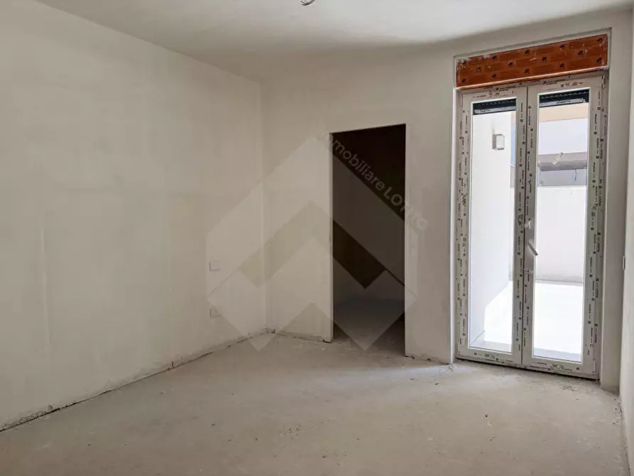 Immagine 11 di Appartamento in vendita  in zona Via Puccini a Andria