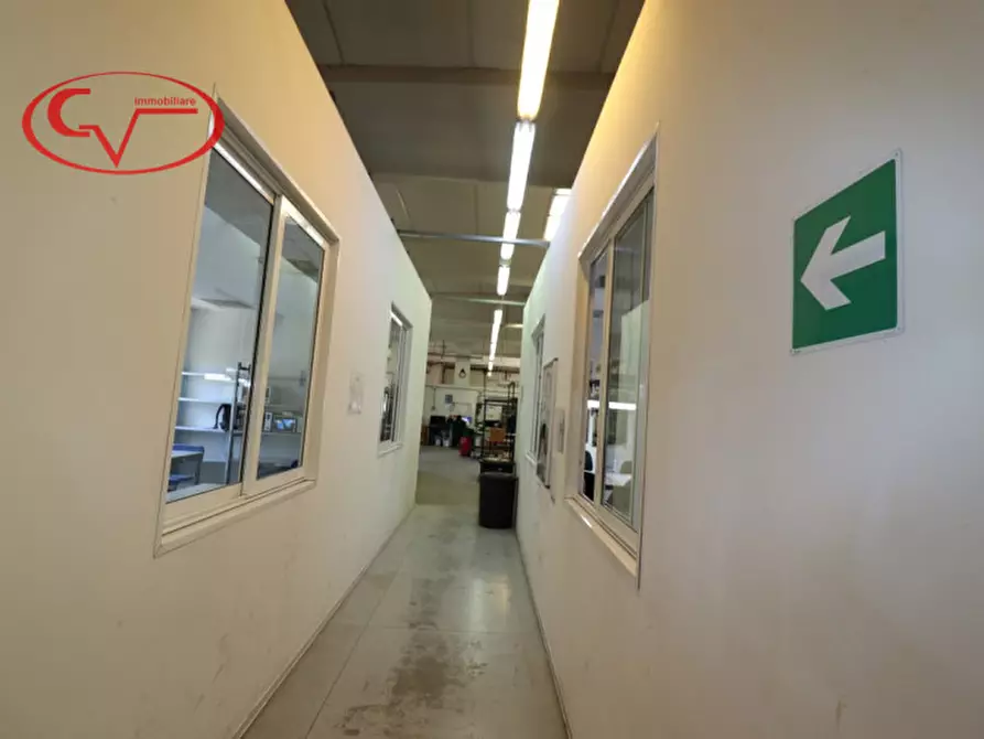 Immagine 9 di Capannone industriale in affitto  in Levane a Montevarchi