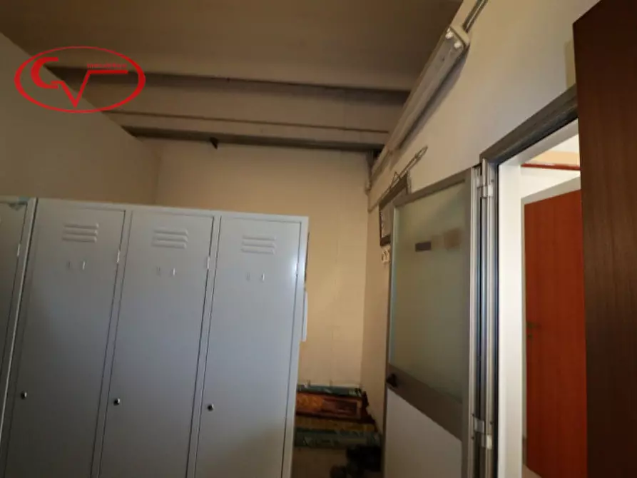 Immagine 10 di Capannone industriale in affitto  in Levane a Montevarchi