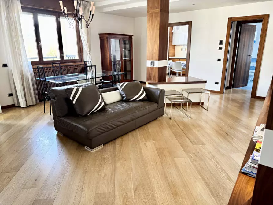 Immagine 2 di Attico in affitto  in Via Giuseppe Micheli 36 a Parma