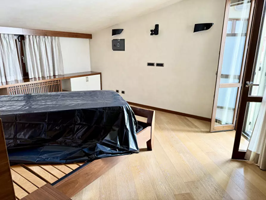 Immagine 16 di Attico in affitto  in Via Giuseppe Micheli 36 a Parma