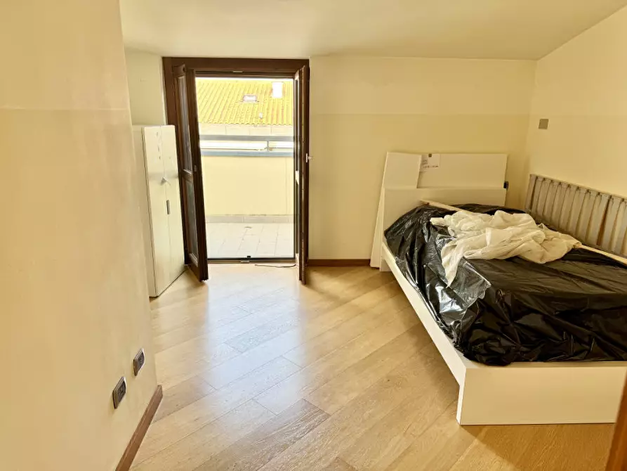 Immagine 17 di Attico in affitto  in Via Giuseppe Micheli 36 a Parma