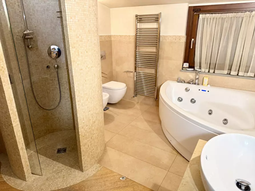 Immagine 19 di Attico in affitto  in Via Giuseppe Micheli 36 a Parma