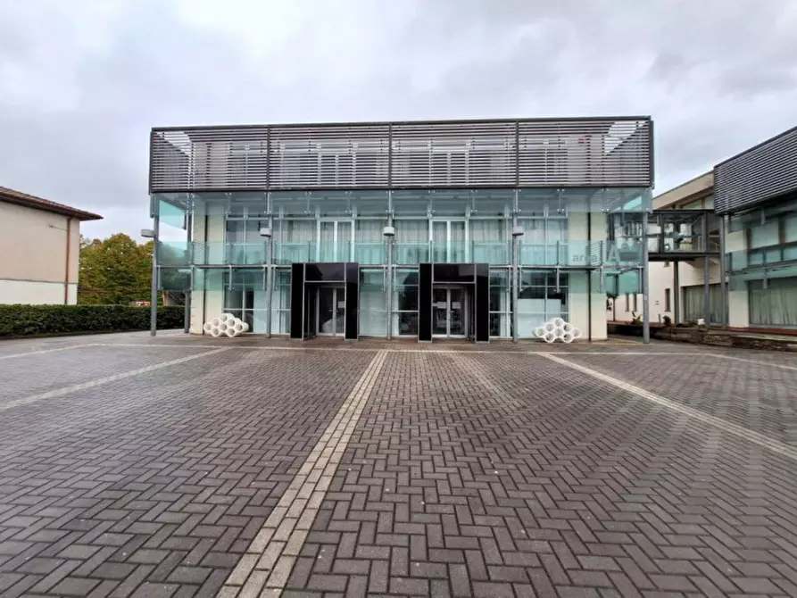 Immagine 1 di Capannone industriale in vendita  in Via delle Ville, Capannori LU, Italia a Capannori