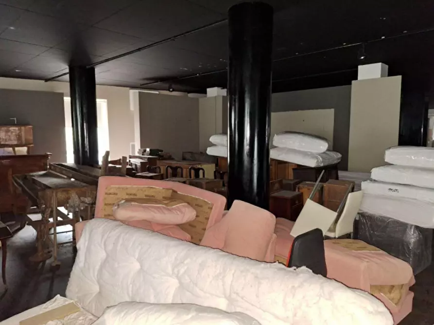 Immagine 8 di Capannone industriale in vendita  in Via delle Ville, Capannori LU, Italia a Capannori