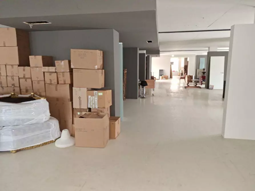 Immagine 13 di Capannone industriale in vendita  in Via delle Ville, Capannori LU, Italia a Capannori