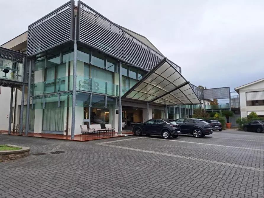 Immagine 1 di Capannone industriale in vendita  in Via delle Ville, Capannori LU, Italia a Capannori