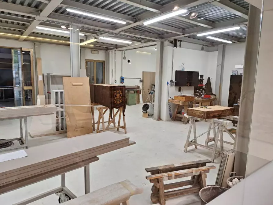 Immagine 7 di Capannone industriale in vendita  in Via delle Ville, Capannori LU, Italia a Capannori