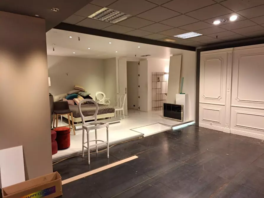 Immagine 11 di Capannone industriale in vendita  in Via delle Ville, Capannori LU, Italia a Capannori