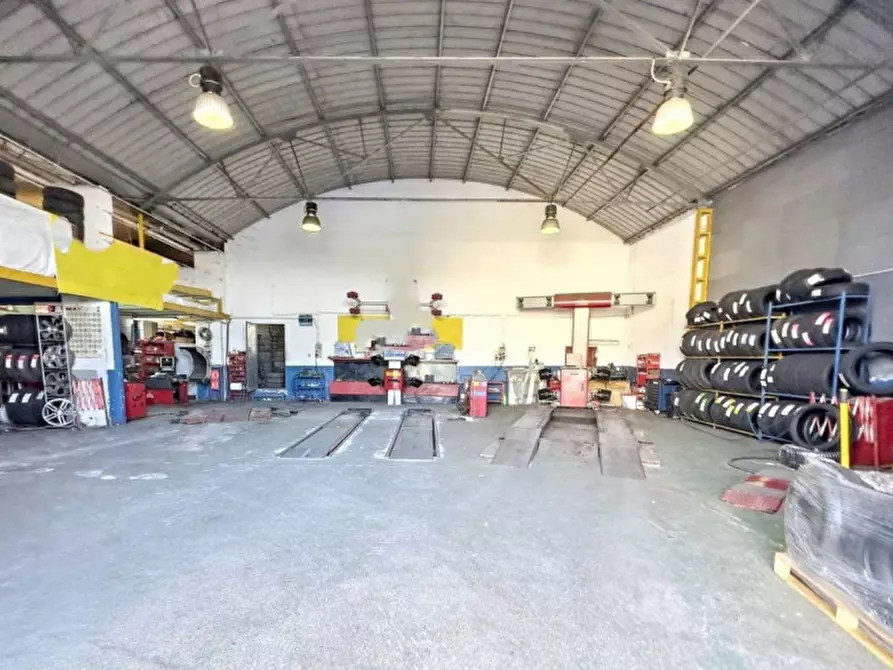 Immagine 5 di Capannone industriale in vendita  in Via Cesare Battisti, 74121 Taranto TA, Italia a Taranto