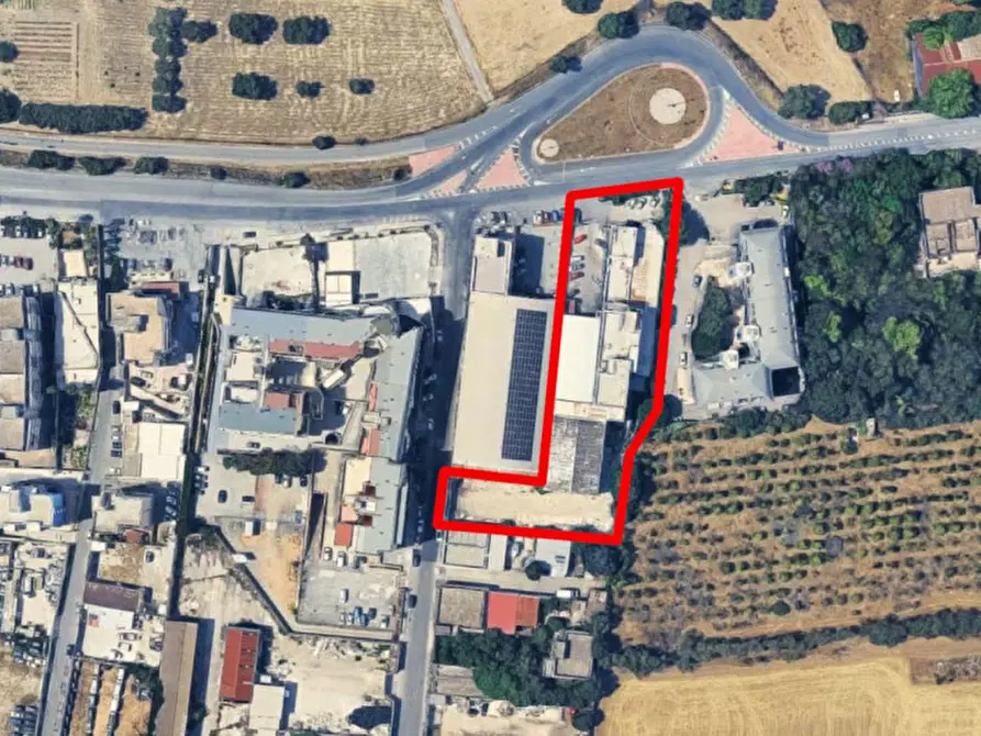 Immagine 30 di Capannone industriale in vendita  in Via Cesare Battisti, 74121 Taranto TA, Italia a Taranto