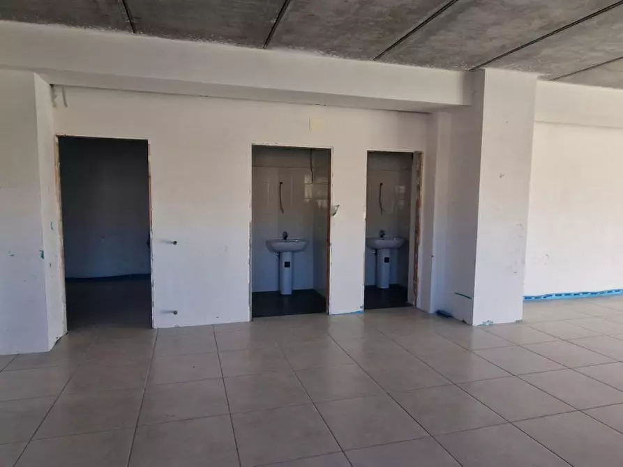Immagine 6 di Ufficio in vendita  in Piazza J.F. Kennedy, 67051 Avezzano AQ, Italia a Avezzano