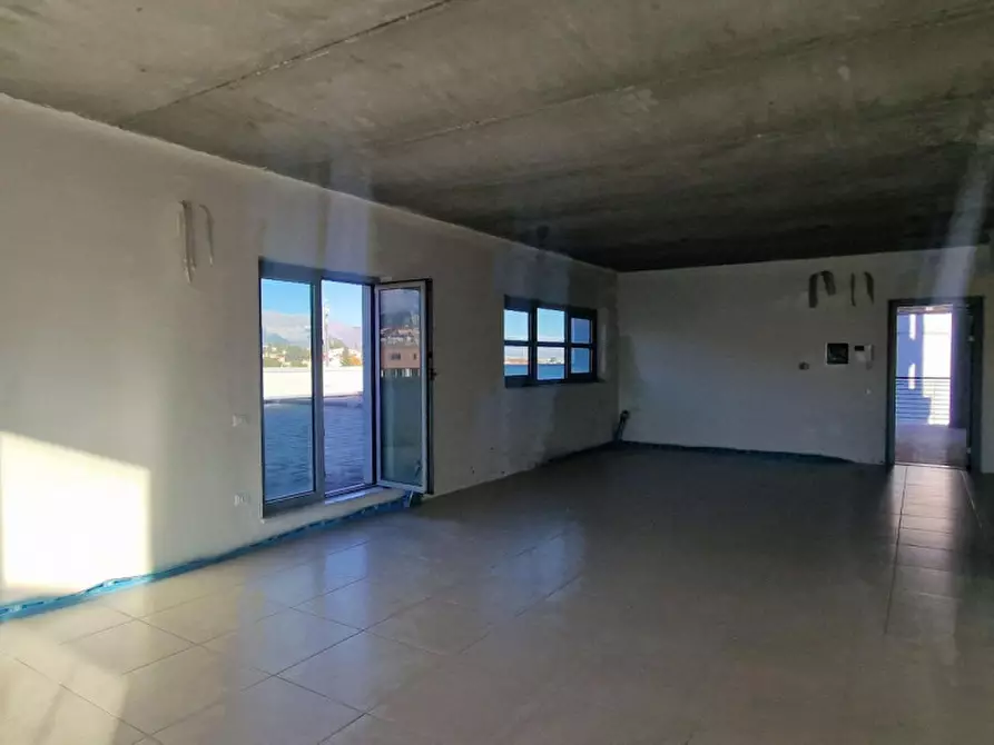 Immagine 8 di Ufficio in vendita  in Piazza J.F. Kennedy, 67051 Avezzano AQ, Italia a Avezzano