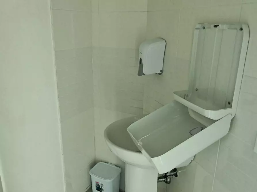 Immagine 4 di Ufficio in vendita  in Piazza J.F. Kennedy, 67051 Avezzano AQ, Italia a Avezzano