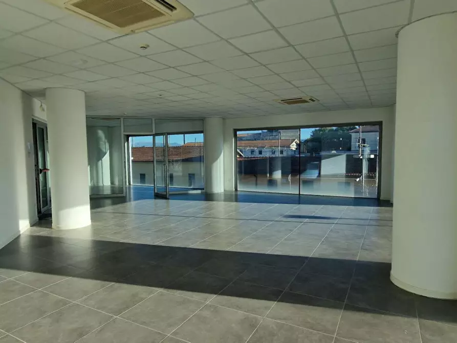 Immagine 6 di Ufficio in vendita  in Piazza J.F. Kennedy, 67051 Avezzano AQ, Italia a Avezzano