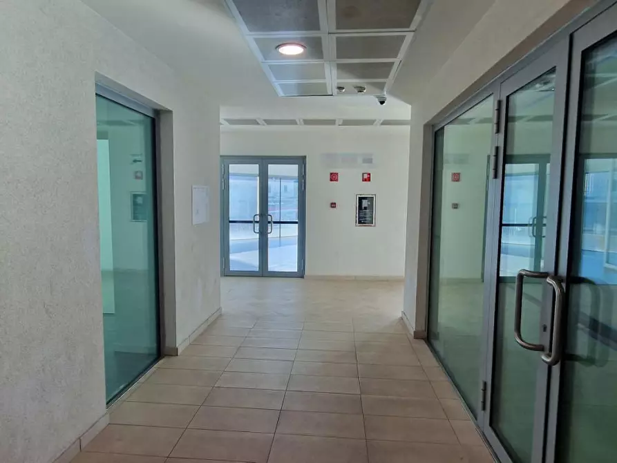 Immagine 10 di Ufficio in vendita  in Piazza J.F. Kennedy, 67051 Avezzano AQ, Italia a Avezzano
