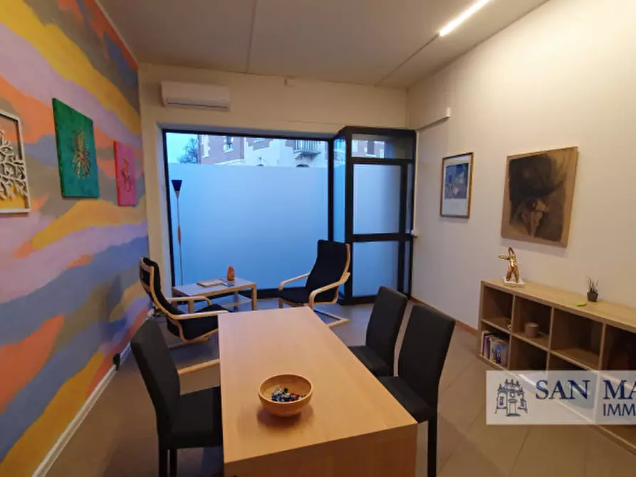 Immagine 4 di Negozio in affitto  in VIA NICOLOSI N. 2 a Monticello Conte Otto