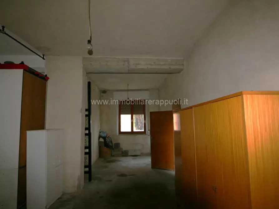 Immagine 11 di Casa indipendente in vendita  a Torrita Di Siena