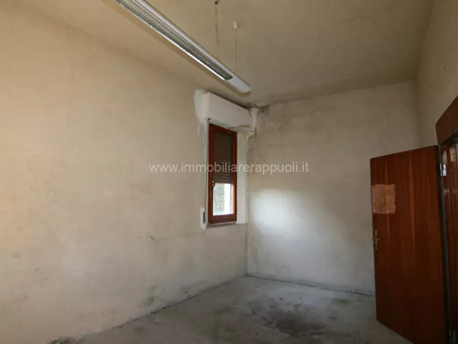 Immagine 14 di Casa indipendente in vendita  a Torrita Di Siena