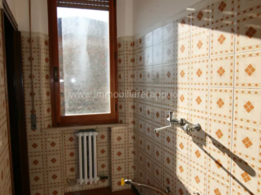 Immagine 19 di Casa indipendente in vendita  a Torrita Di Siena