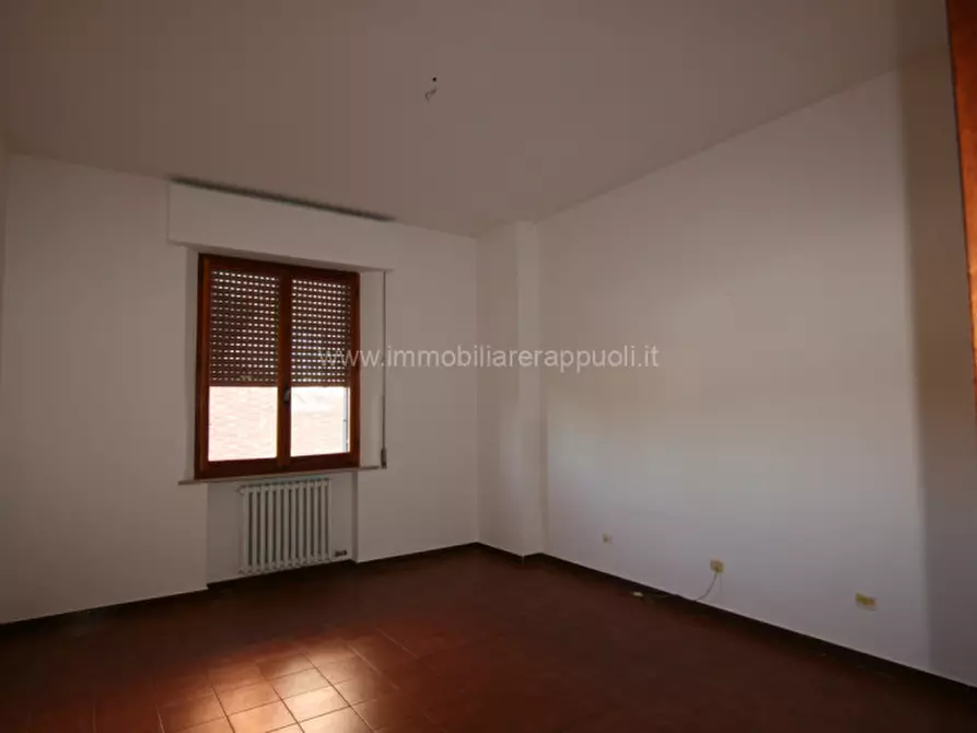 Immagine 27 di Casa indipendente in vendita  a Torrita Di Siena