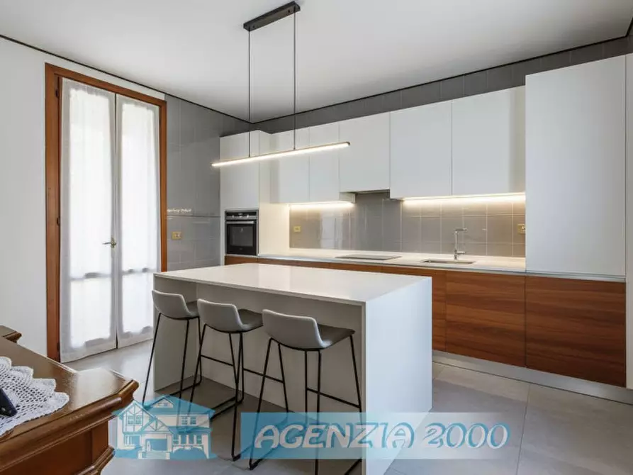 Immagine 2 di Casa indipendente in vendita  a Arre