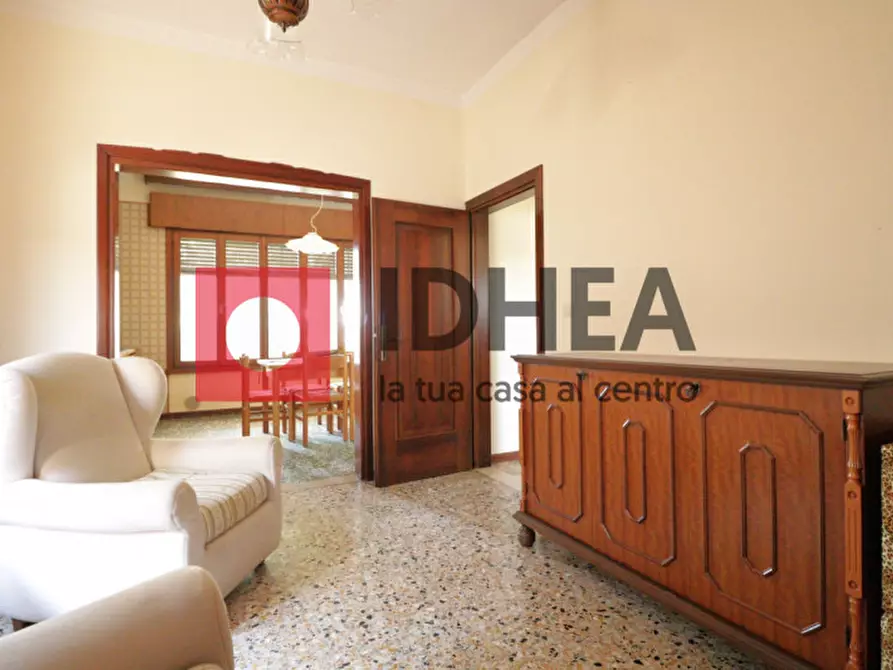 Immagine 5 di Casa indipendente in vendita  in Via Antonio Canova a Paese