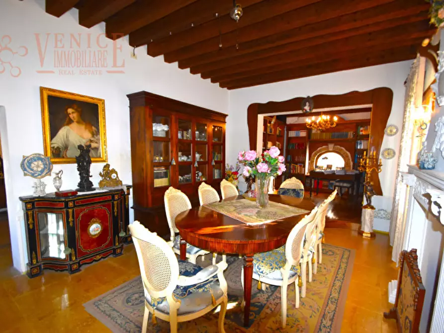 Immagine 7 di Villa in vendita  a Santa Maria Di Sala