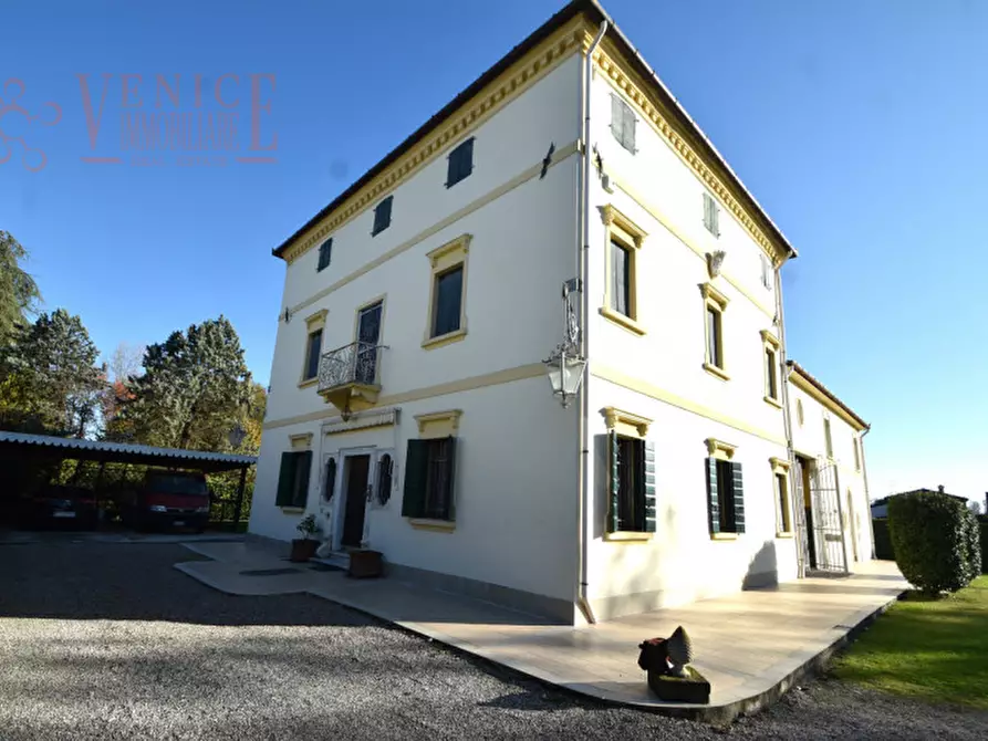 Immagine 8 di Villa in vendita  a Santa Maria Di Sala