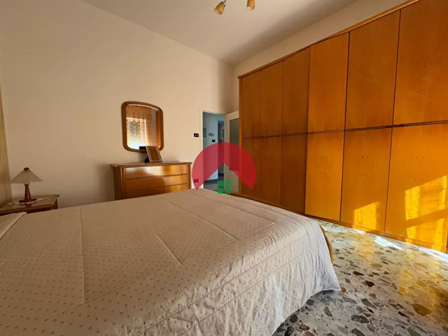 Immagine 13 di Appartamento in vendita  a Matera