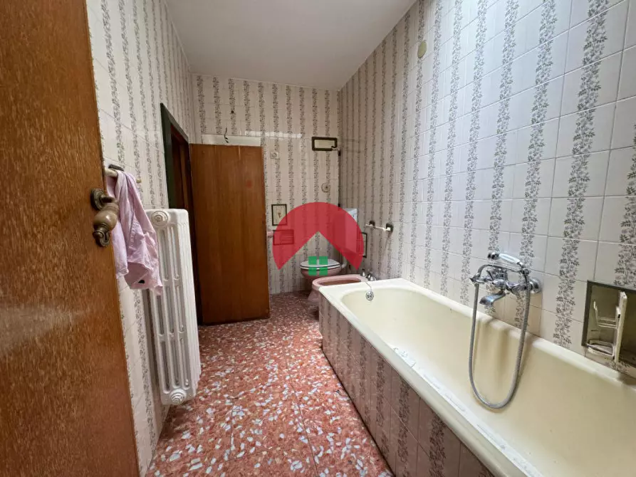 Immagine 16 di Appartamento in vendita  a Matera