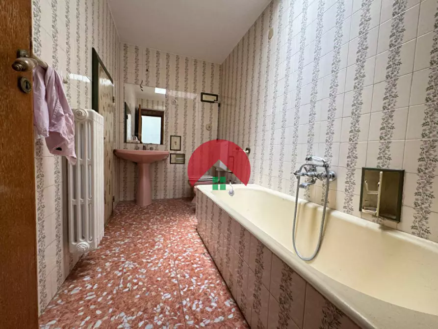 Immagine 18 di Appartamento in vendita  a Matera